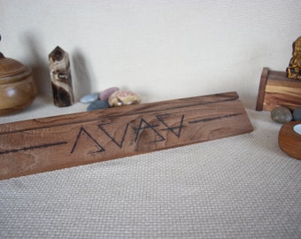 Support pour oracles porte carte illustrées en bois Porte-cartes tarot Tirage tarot Wooden oracle ard holder Tarot card stand