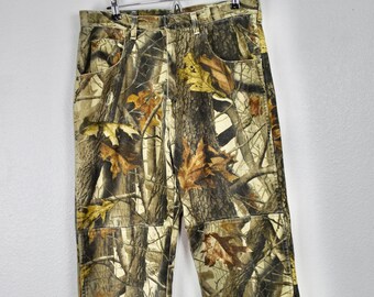 men's wrangler camouflage jeans