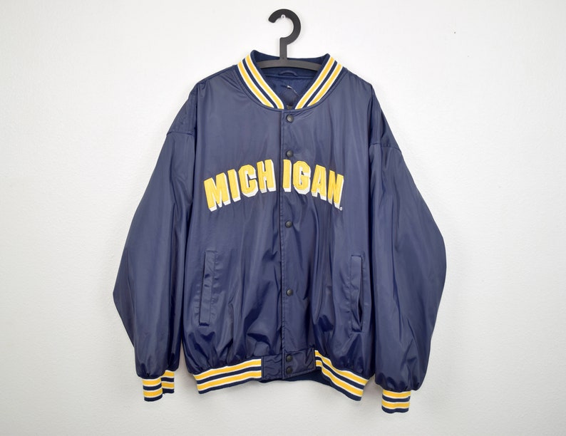 University of Michigan Snap Button Mens Vintage Bomber Jacket by Steve /& Barry/'s Size XXL Navy Blue and Yellow Wolverines Colors