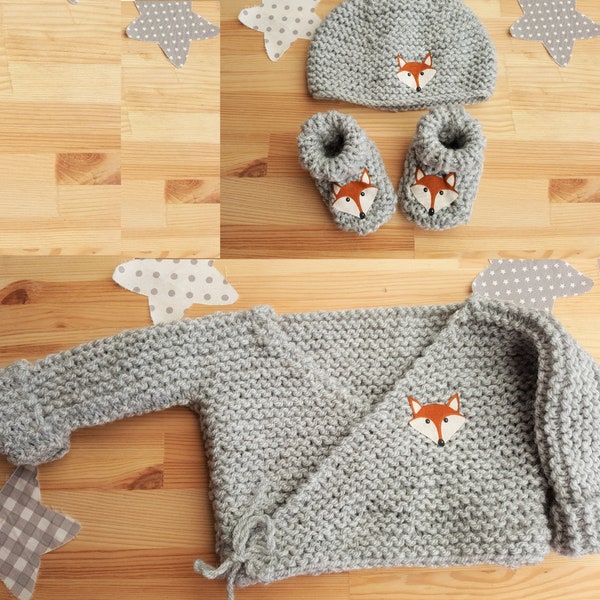 Brassière, Slippers and fox cap in wool