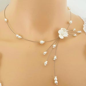 Pearl and flower choker bridal necklace, white or ivory flower bridal jewelry, French made, customizable and made to measure