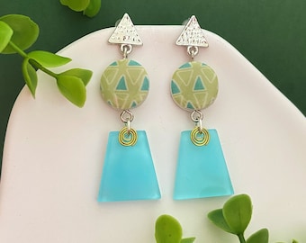 Turquoise and green earrings, geometric patterns, original women's costume jewelry, earrings made in France