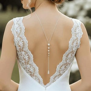 Collana posteriore per spose, collana con pendente posteriore a cascata di perle, collana per abito da sposa senza schienale, realizzata in Francia