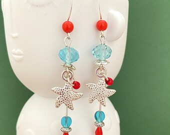 Boucles d'oreilles rouge bleu turquoise étoile de mer, bijoux fantaisie thème mer, plage, bijoux fantaisie rouge