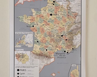 Carte de France - Les Villes - Déco pédagogique -  Géographie - Départements - Régions - cours d’eau - Style ancienne affiche murale d’école