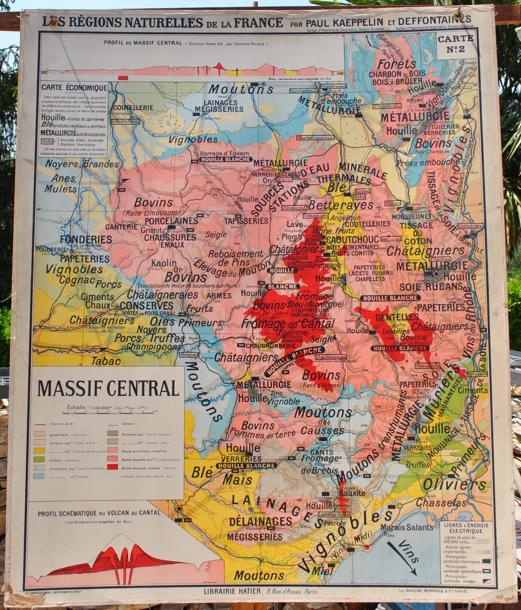 Hatier Carte N2 Massif Central