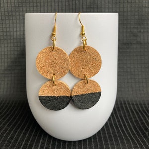 Gold Wine Cork Earrings / Lightweight Earrings / Wine Lover Gift / Customized Earrings / Circle Earrings