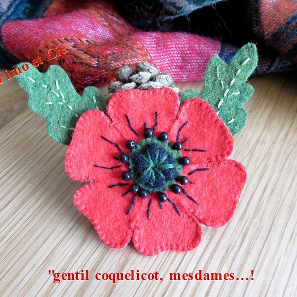 Broche "coquelicot" réalisée en feutrine