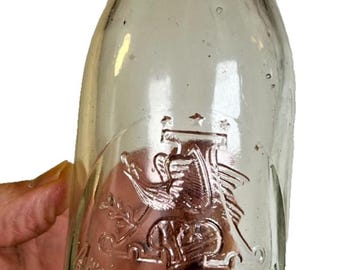 Botella antigua de Anheuser Busch con tapón de rosca St. Louis Pure sin águila de medicamentos, 1905.