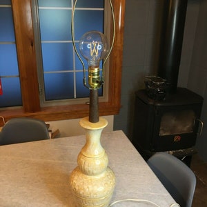 Vintage/retro mid century modern mcm ceramic table lamp w/&quot;teak neck&quot; safe/ready