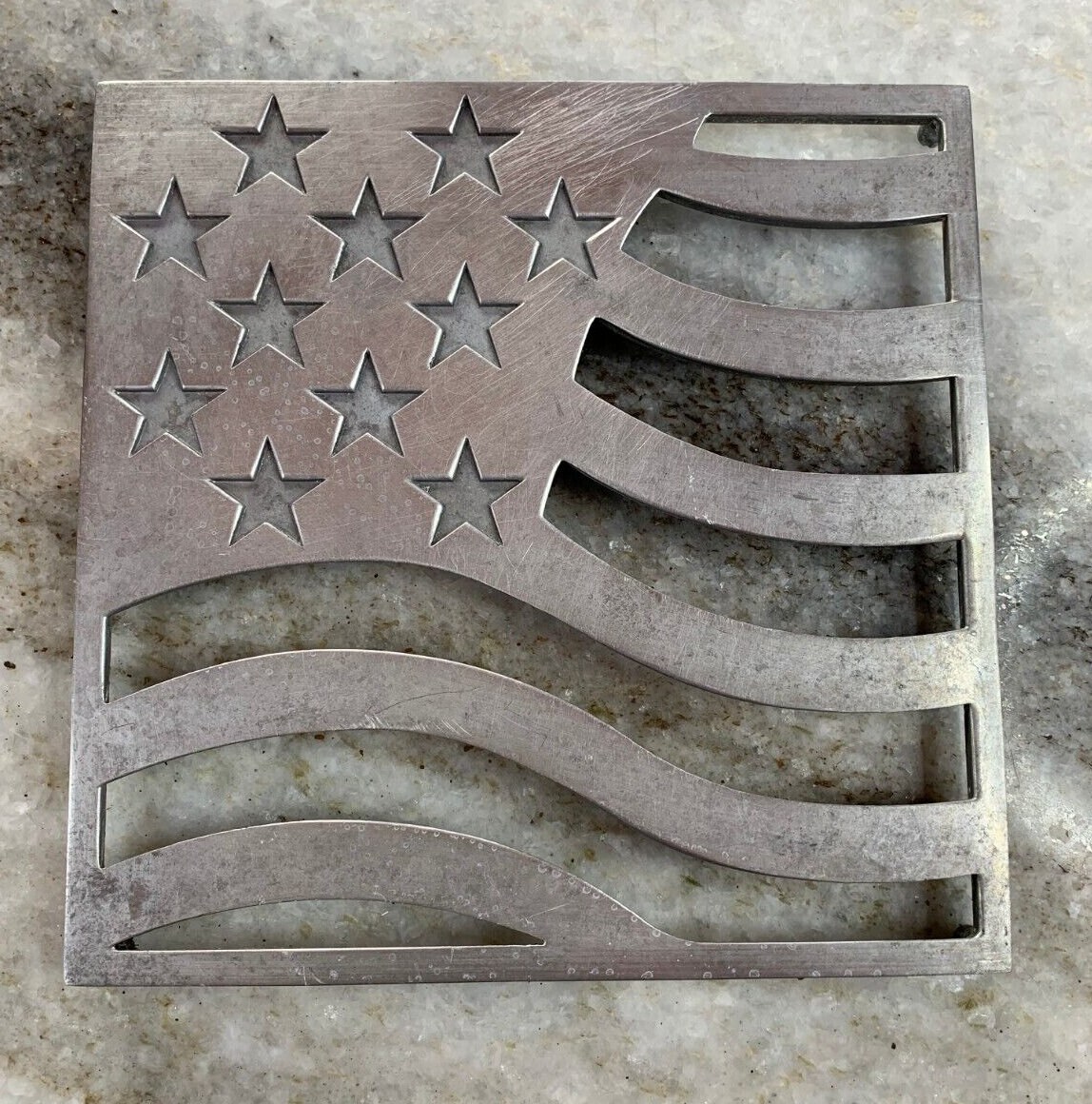Vintage mid century modern mcm aluminum hot plate/trivet stars/american flag
