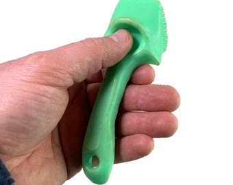 Antique vintage fish scaler descaler mint teal green 5" hand held handheld tool
