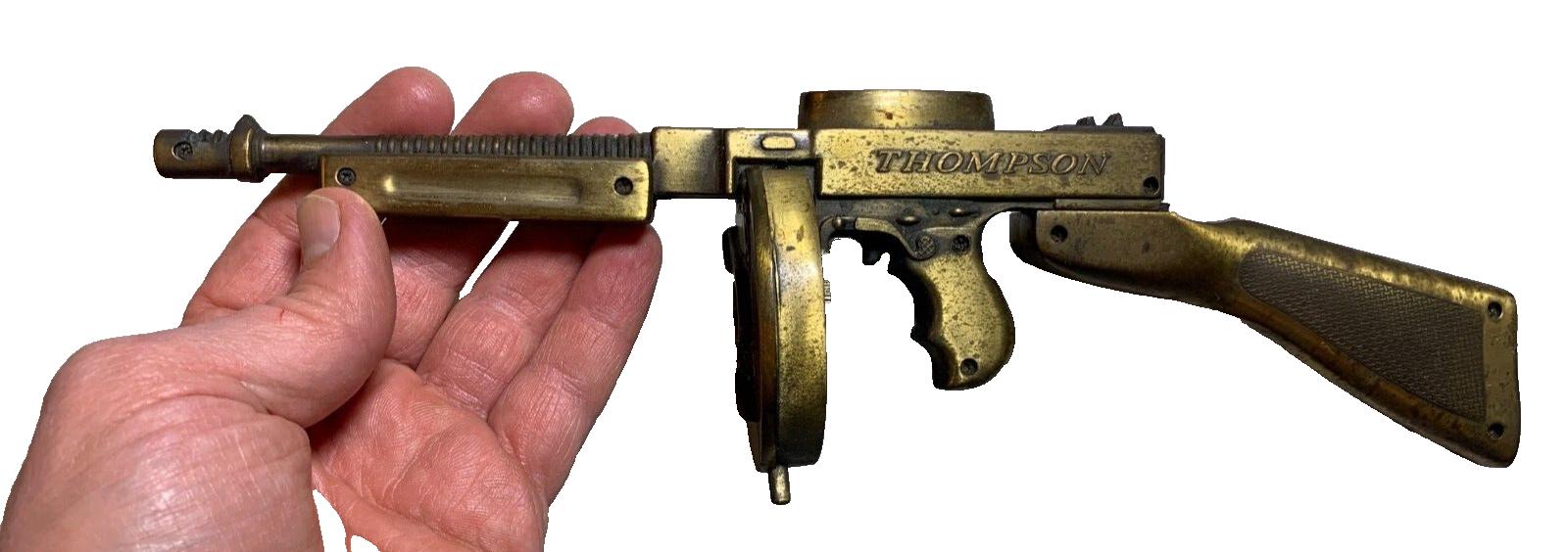 Vintage metal cast toy model thompson tommy gun gold golden die cast