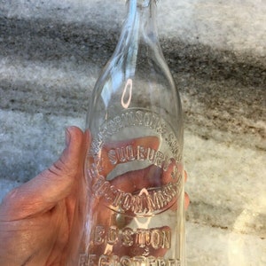 Antique blob-top bottle wm robinson & son 102 sudbury st boston massachusetts!