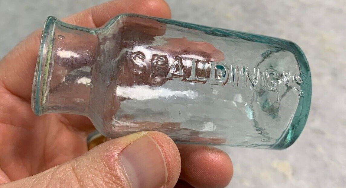 Antique 1850-60 open pontil spalding's [buckskin] glue bottle tooled lip vermont