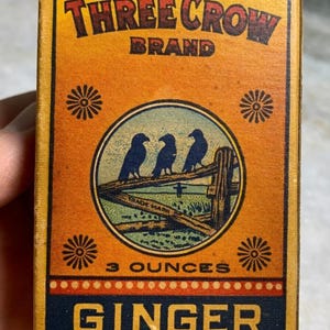 Antique full unopened three 3 crow brand ginger spice box atlantic rockland me