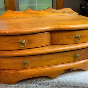 Vintage mid century modern 50s wood wooden japanese keepsake/curiosity box/chest