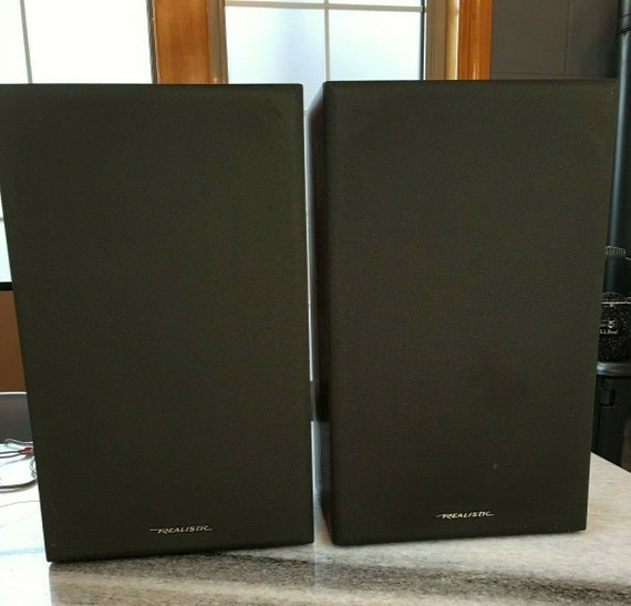Rare Vintage Realistic by Radio Shack Hi fi Mc 1800 Bookshelf