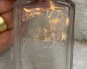 Antique medicine bottle apothecary mortar/pestle geo. c. frye portland maine!