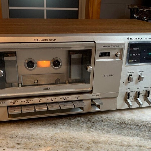 Vintage 1979 Sanyo Kassetten-Deck aus Silber und Kassettendeck aus Japanteilen