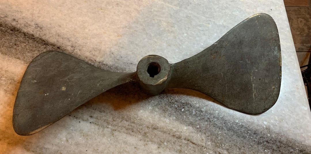 Antique Brass/bronze Boat Propeller 2blade .85, Keyed Shaft, 8 X 7.25