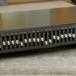 Vintage 1984 1/3 octave eq equalizer made in japan 6.35 mm trs/ts input / output