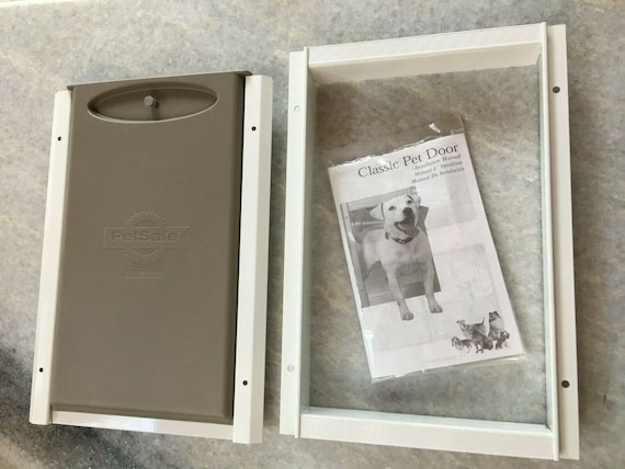 Petsafe Classic Pet Door