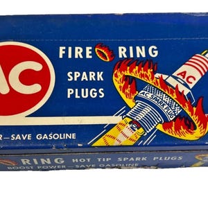 Scatola per candele vintage AC Fire Ring 84T del 1962, 2 candele, grafica hot rod a fiamma GM
