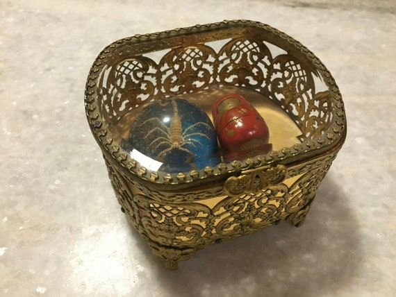 Antique victorian gilded 24k gold ormolu jewelry/trinket/curiosity box beveled