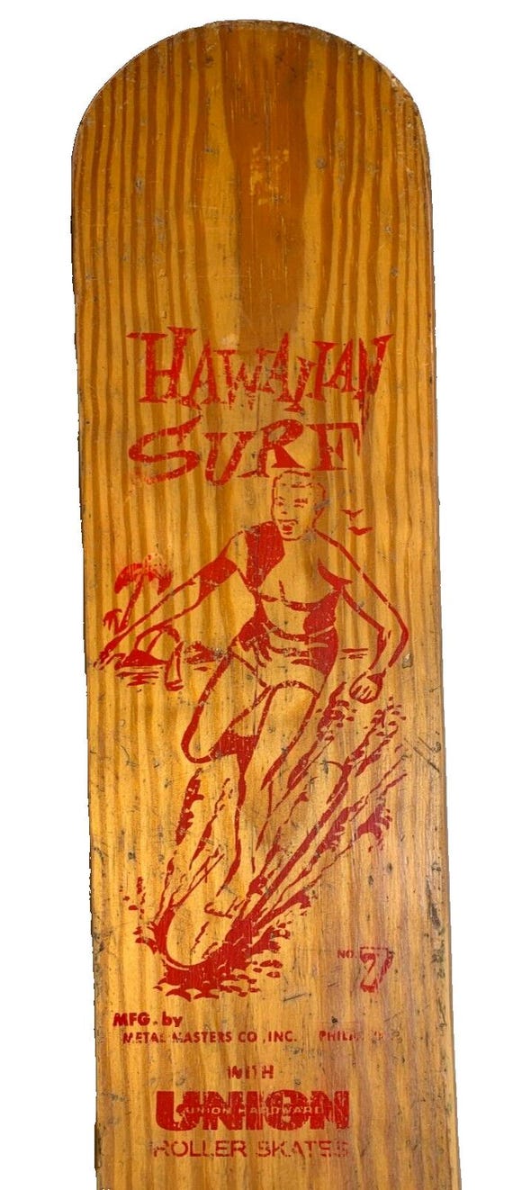 Rare planche à roulettes en bois vintage des années 1960 Rare planche à roulettes en bois vintage des années 1960