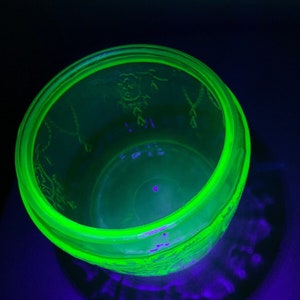 Art Deco DESNA Bohemian Vaseline Glass Nude Dish
