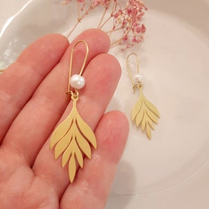 floral pearl earrings with a delicate leaf pendant *spring* French ear hooks fish hooks, brass and plastic