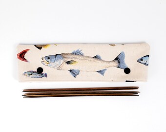 20cm / 8 inch fish DPN cozy, double point needle holder