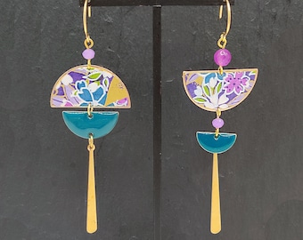 Boucles d'oreilles BYZANCE en papier washi Rivière fleurie violet et laiton doré à l'or fin