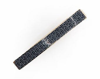 Large Japanese WASHI Pelican Claw Black dot nami