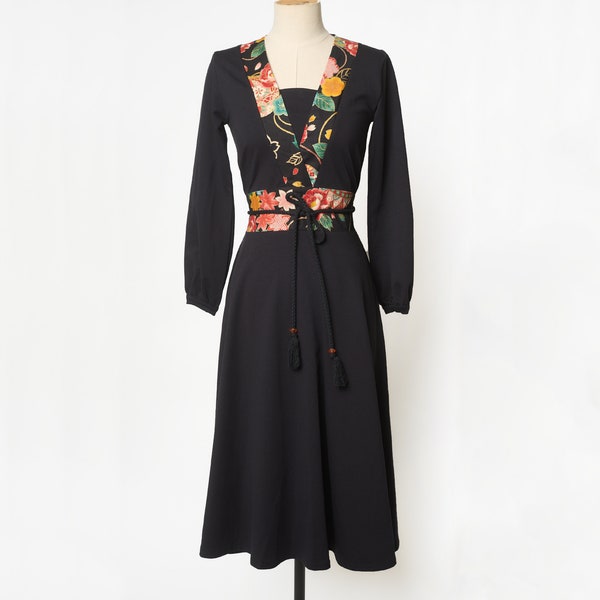 Robe japonaise en coton NAGOYA Botan noir