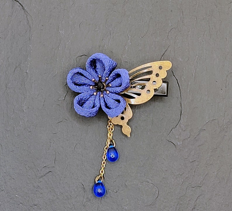Barrette kanzashi japonaise PAPILLON fleur prunier Bleu image 1