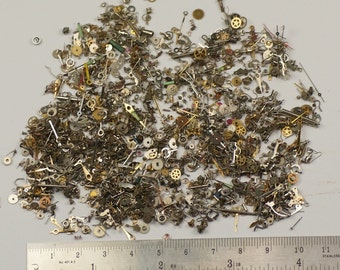 25g Tiny small micro steampunk from 1mm Watch parts ARTS CRAFTS ALTERED cogs