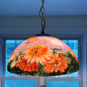 Vintage, 1980er Jahre Reverse Painted Style, Floral Hängelampe / Kronleuchter.