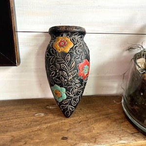 Vintage, ręcznie robiona ceramiczna kieszeń ścienna