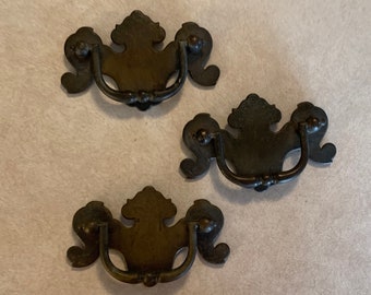 Set of 3 Old Chippendale Style Colonial Hardware Bail Drawer Pull Nice Patina