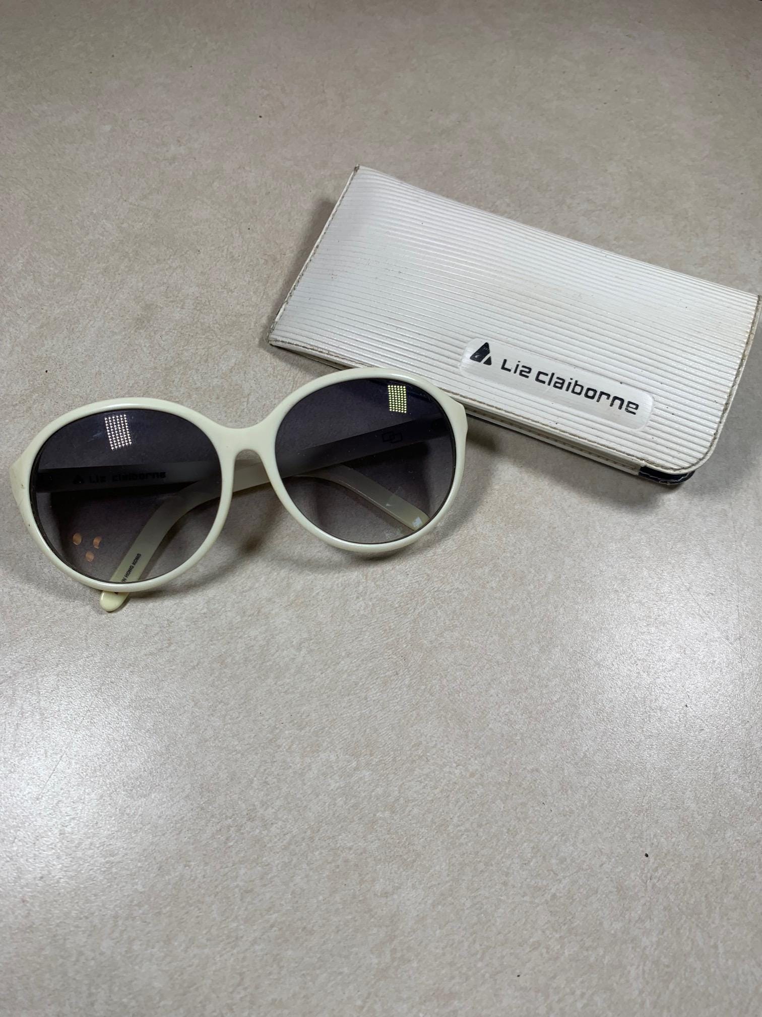 Vintage Claiborne Stylish wire Sunglasses Liz Claiborne Women main image 3