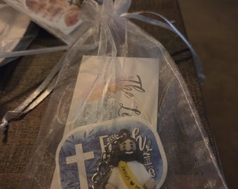 Jesus Gift Pack / Jesus Gifts / Jesus Keychain / Christian Gift / Church Group Gift / Religious Keychain / Catholic Keychain