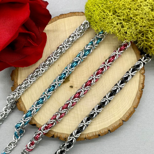 Chainmaille Bracelet with Center Detail / Norse Viking Bracelet / Medieval Renaissance Costume / Wiccan Gift for her / Chainmail Jewelry