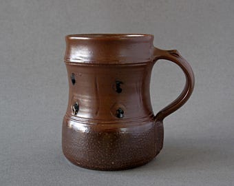 RAY FINCH Pottery Mug -  Winchcombe Mug with Ray Finch Impressed Mark