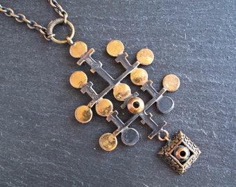 PENTTI SARPANEVA Pendant Necklace – Bronze Brutalist Pendant Necklace by Pentti Sarpaneva - Finnish Finland Design