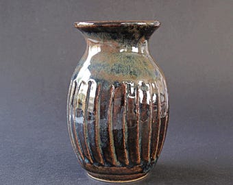 DAVID HEWITT Studio Pottery Vase