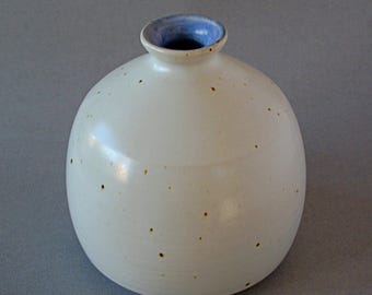 JOHN JELFS Pottery Vase - A Mottled White Stoneware  Vase from Bourton-on-the-Water Pottery