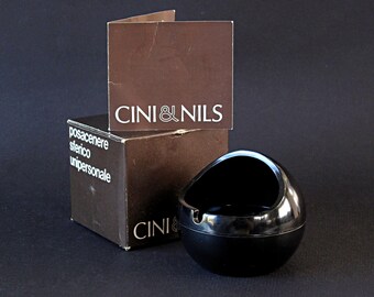 CINI & NILS Sferico 102 Black Ashtray - Italian Design Black Melamine Ashtray - Posacenere Sferico Unipersonale Ashtray