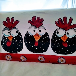 Hand painted standard mailbox. Painted in 3 silly hens . Sealed and uv protected